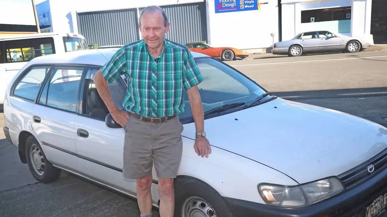 Preko dva milijona kilometrov z neuničljivo Toyoto Corollo