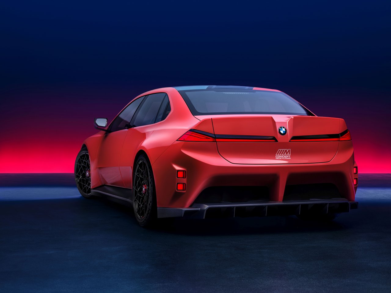Zakaj so pri električnemu BMW-ju M3 rekli ne številki tisoč Zakaj so pri električnemu BMW-ju M3 rekli ne številki tisoč