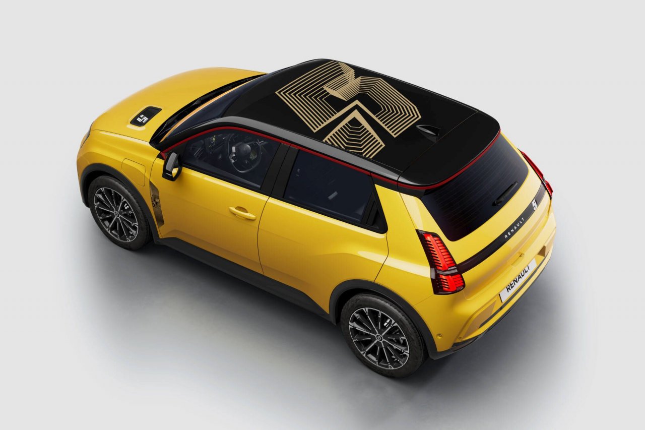 Prihaja prva osvežitev za Renault 5 Prihaja prva osvežitev za Renault 5