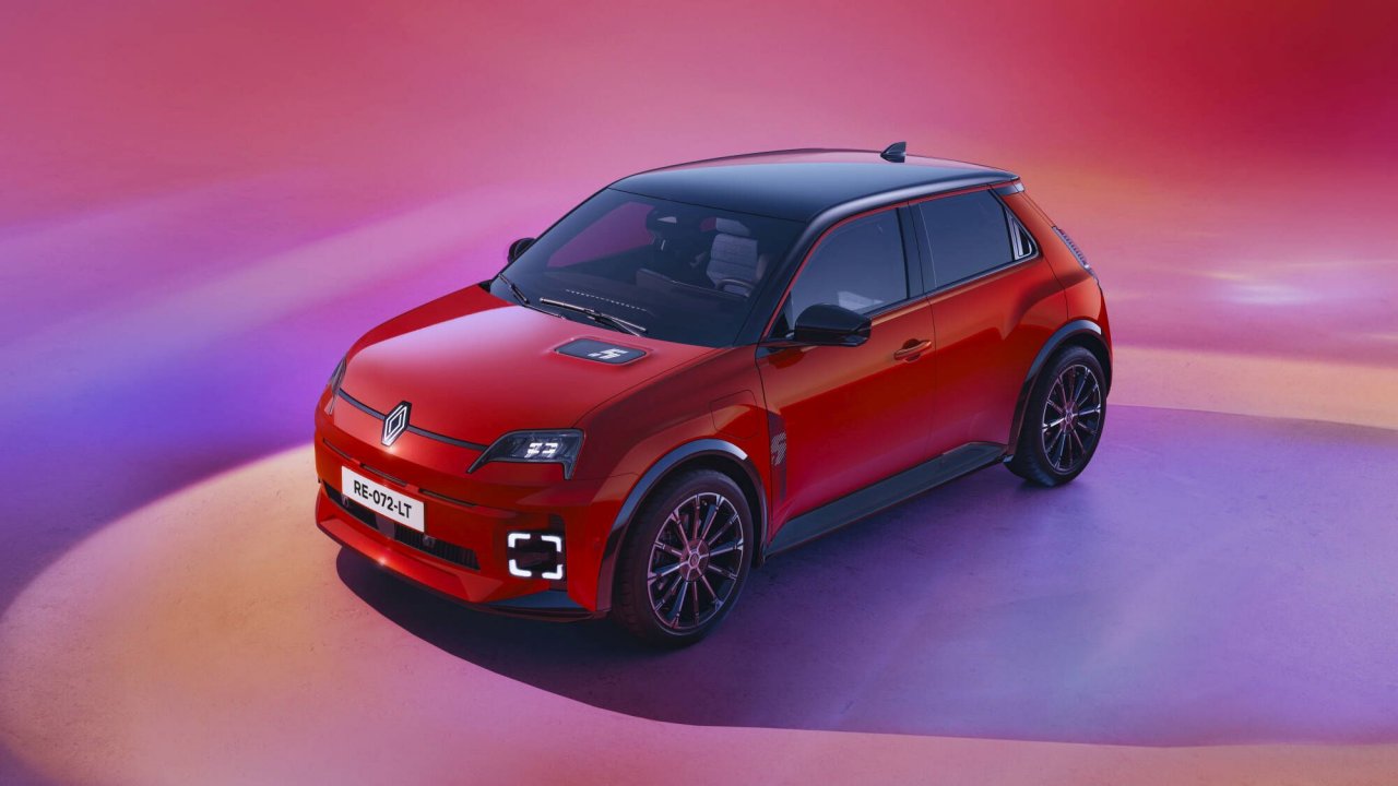 Prihaja prva osvežitev za Renault 5 Prihaja prva osvežitev za Renault 5