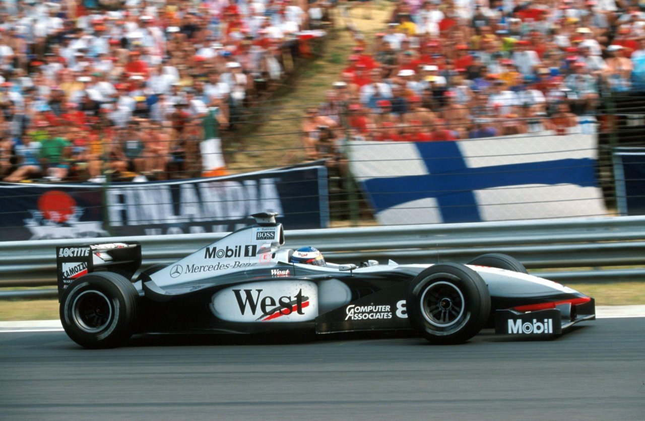 McLaren – zgodba človeka, dirk in avtomobilov McLaren – zgodba človeka, dirk in avtomobilov