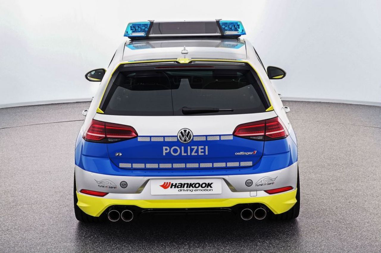 Policijski mišičnjak s 400 konji Policijski mišičnjak s 400 konji