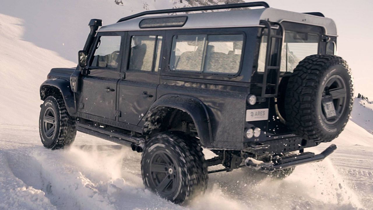 Defender na Aresov način