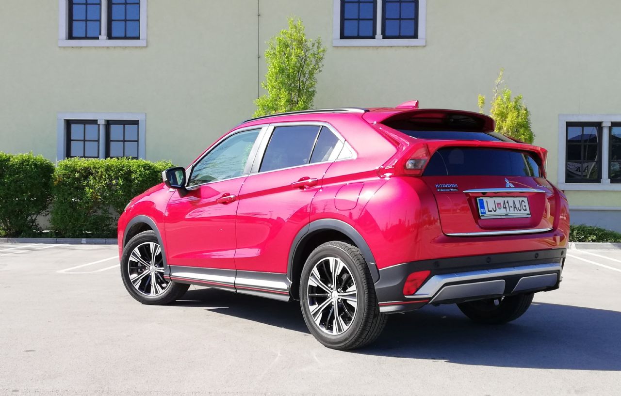 Tisti drugačen SUV Tisti drugačen SUV