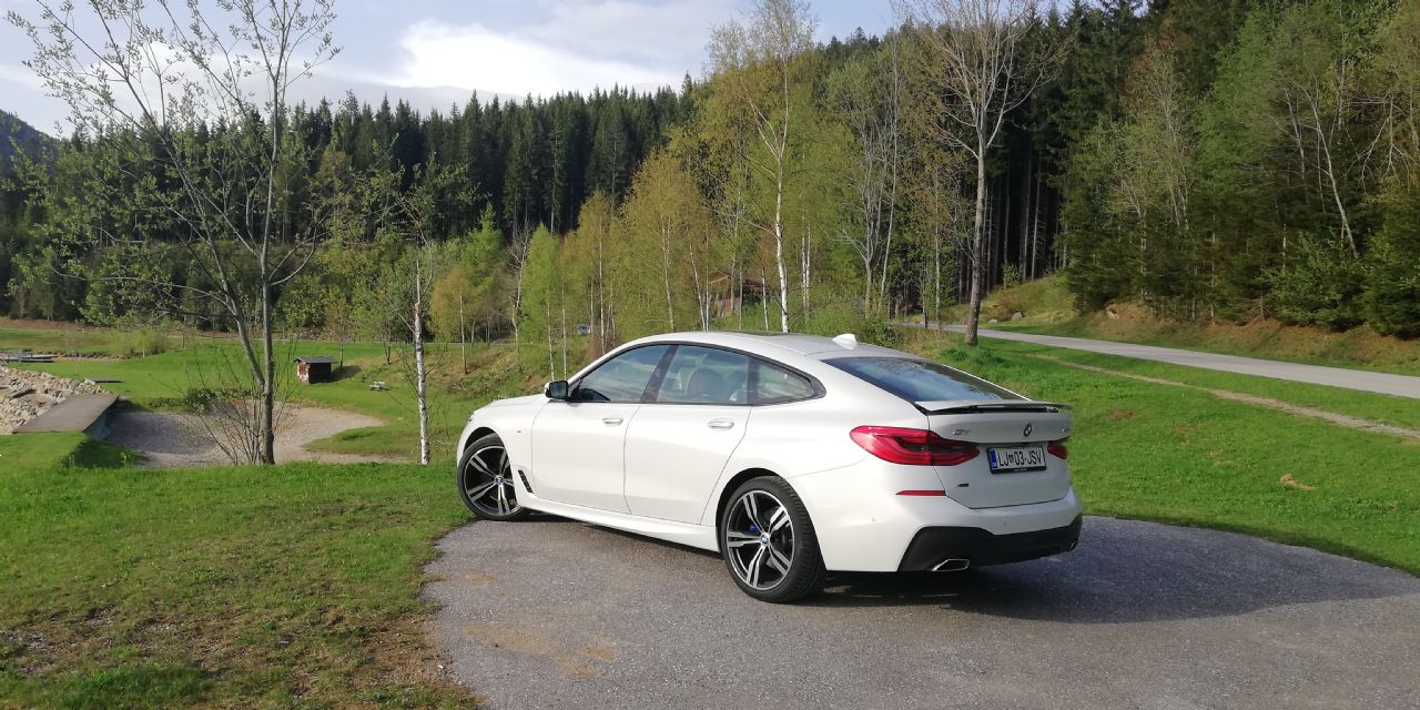 Popolna BMW-jeva kreacija
