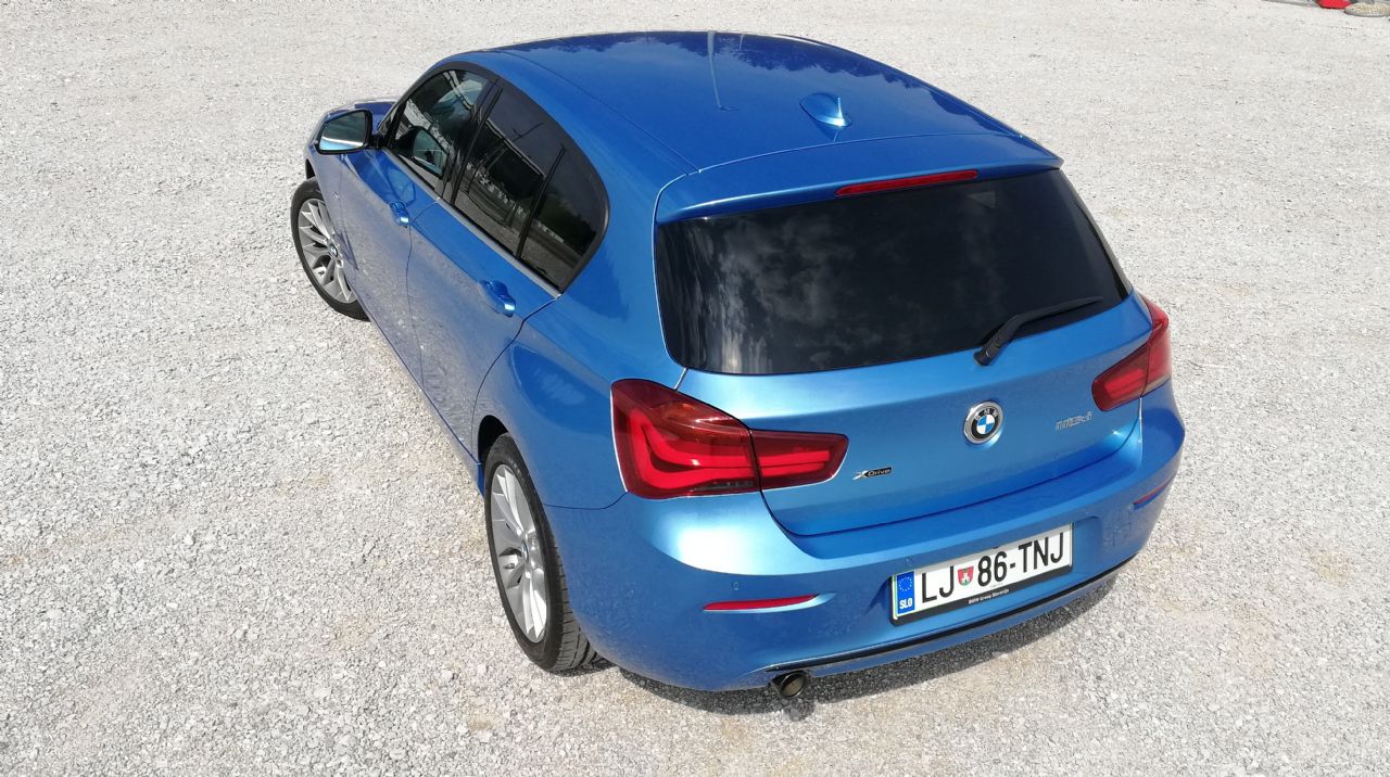 S štirikolesnim pogonom in 4,9 litra povprečne porabe S štirikolesnim pogonom in 4,9 litra povprečne porabe
