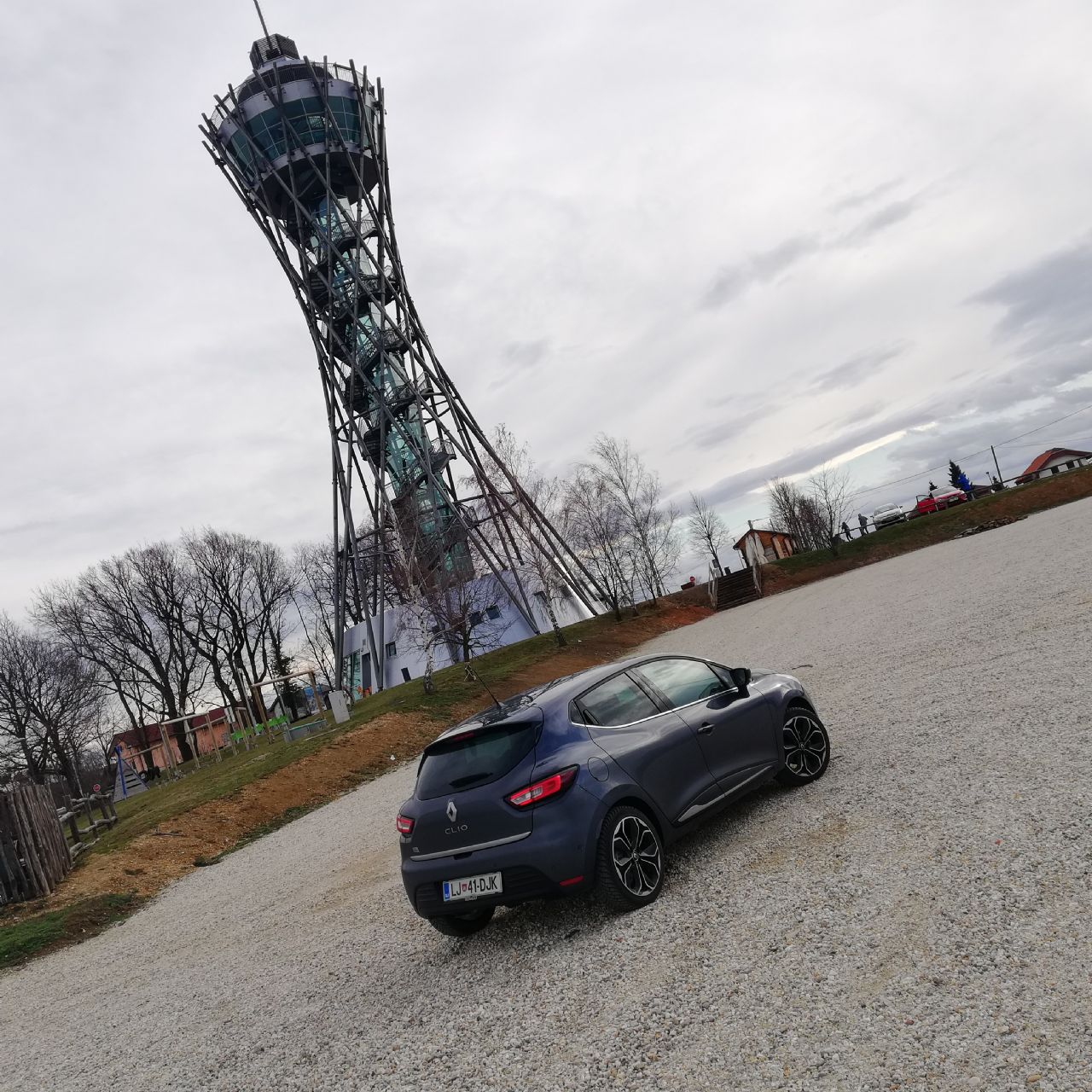 Clio čuti Slovenijo Clio čuti Slovenijo