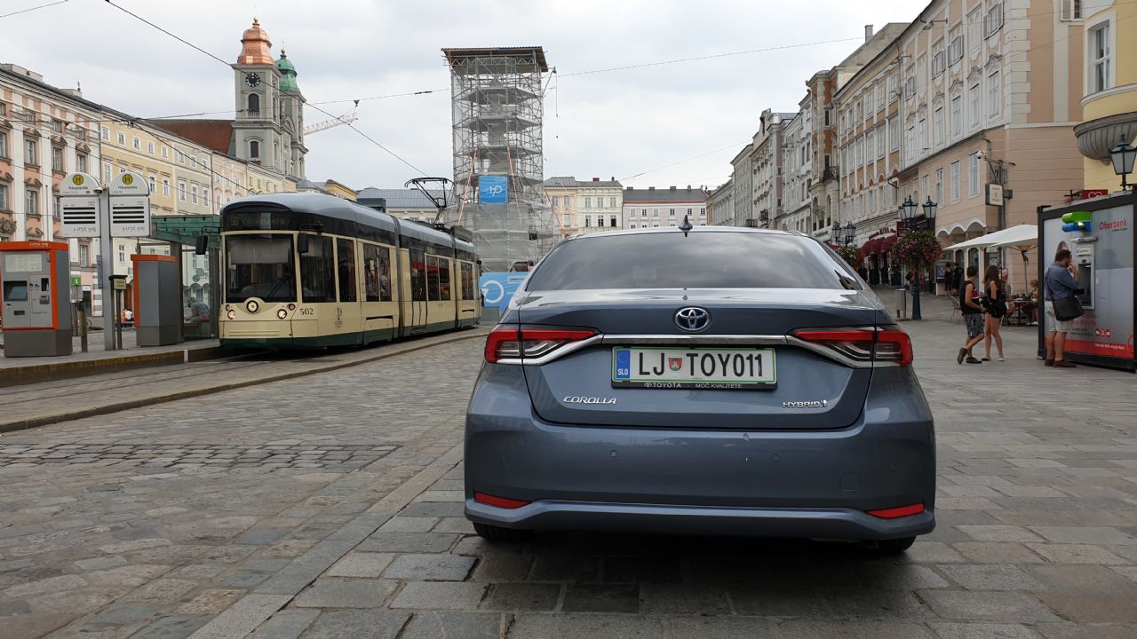 Dlje kot voziš, bolj si jo predstavljaš v svoji garaži Dlje kot voziš, bolj si jo predstavljaš v svoji garaži