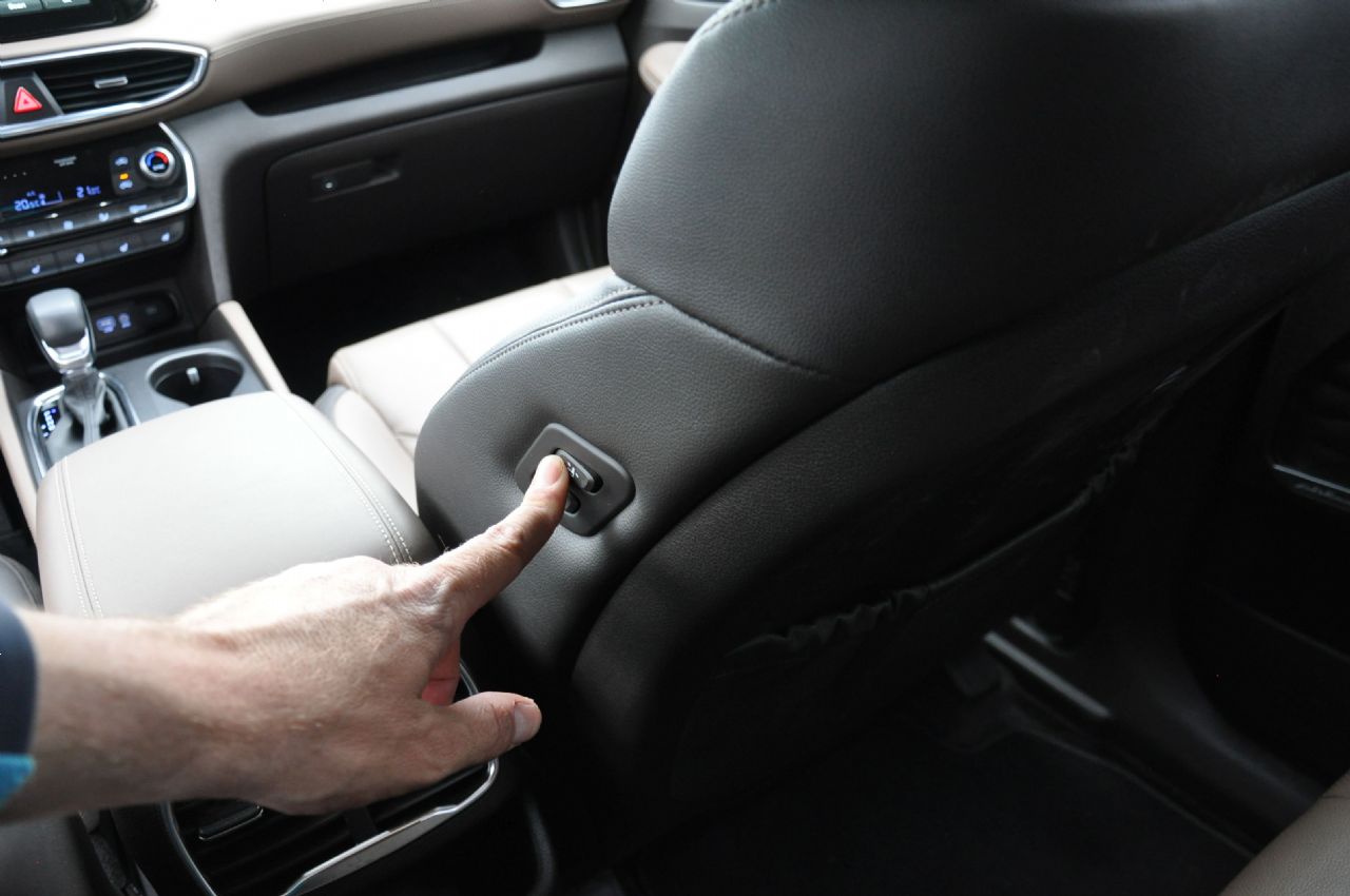 Netipičen Hyundai, ki ponosno stopa v premijski razred