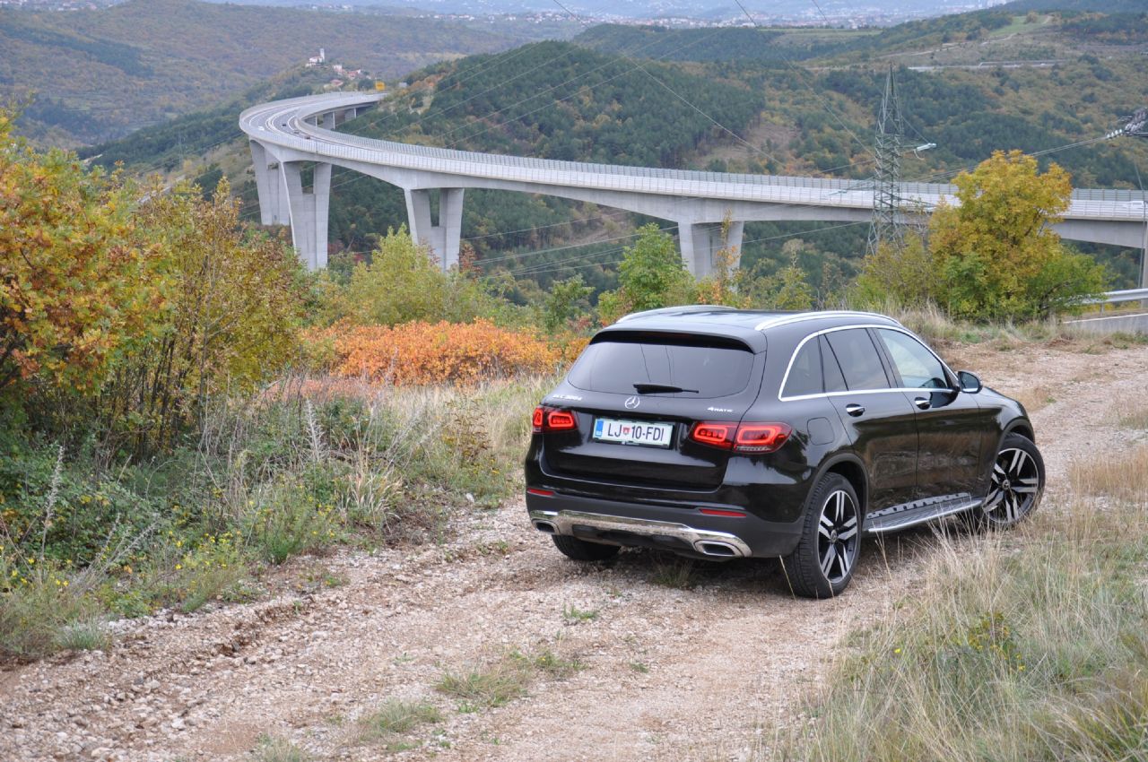 Mercedes, ki mi je zlezel pod kožo Mercedes, ki mi je zlezel pod kožo