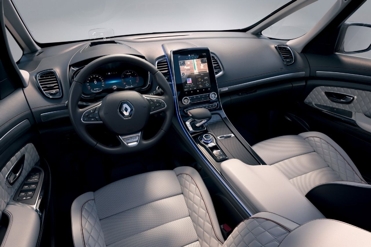 Veliki Renault ostaja trdno zasidran v ponudbi Veliki Renault ostaja trdno zasidran v ponudbi