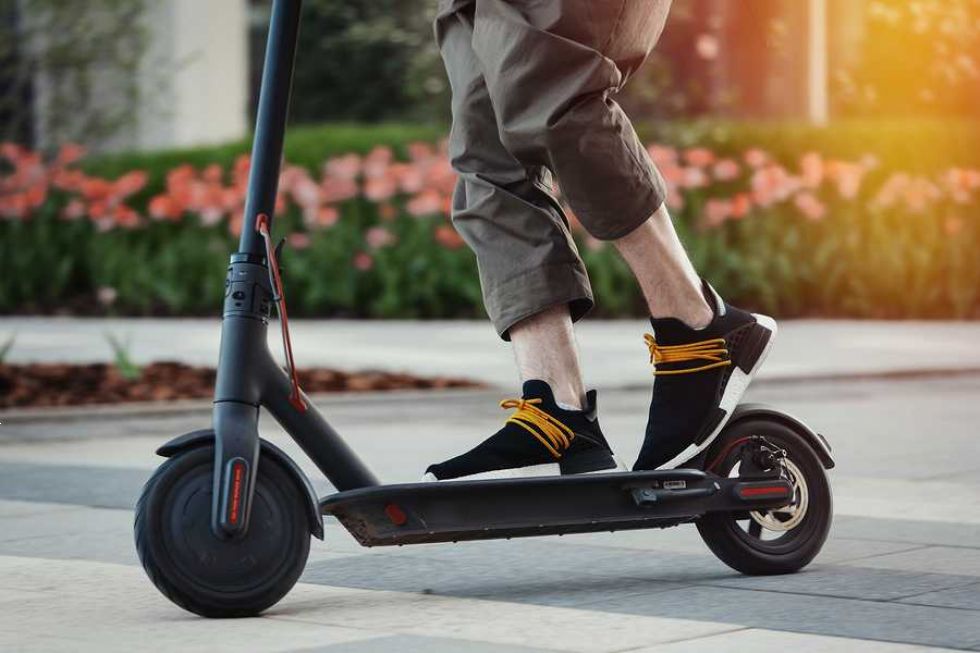 Zakaj so vozniki električnih skirojev ranljivi? Zakaj so vozniki električnih skirojev ranljivi?