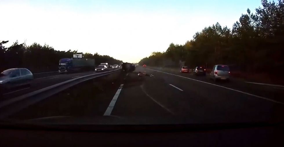 Sistem, ki rešuje kritične situacije Sistem, ki rešuje kritične situacije