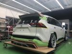 RAV4 kot SUV dirkalnik - fotografija 2