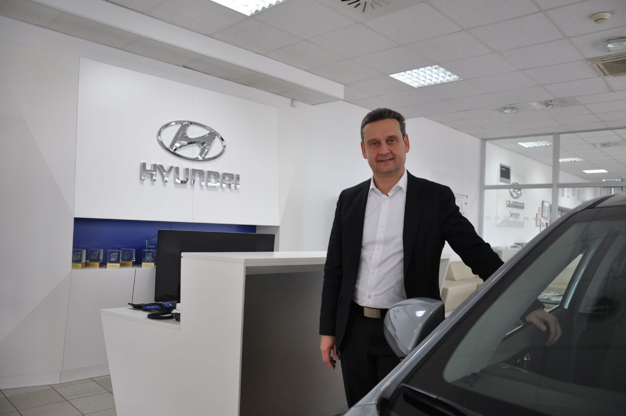 Opazujejo, razvijajo in ne preveč marketinško ropotajo
