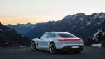 Porschejeva električna športna limuzina - fotografija 13