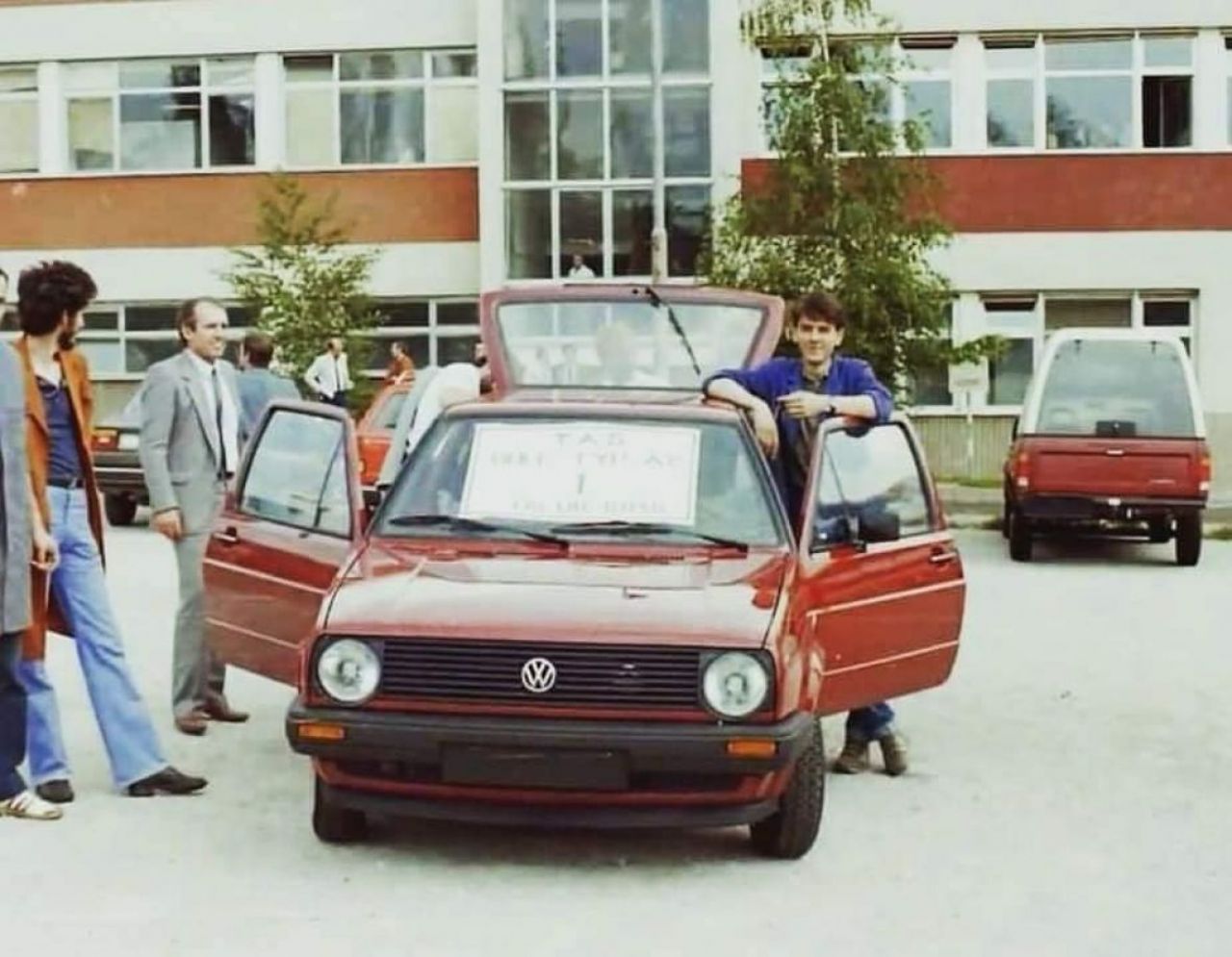 Minilo je 35 let od rojstva prvega Golfa 2 v sarajevski tovarni Minilo je 35 let od rojstva prvega Golfa 2 v sarajevski tovarni