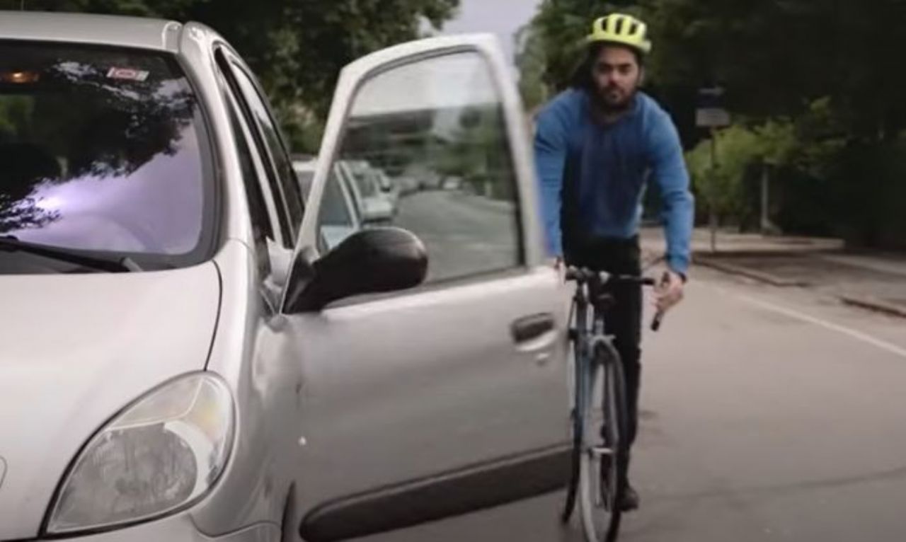Kolesarji so zelo ranljivi, a pogosto tudi kršitelji Kolesarji so zelo ranljivi, a pogosto tudi kršitelji