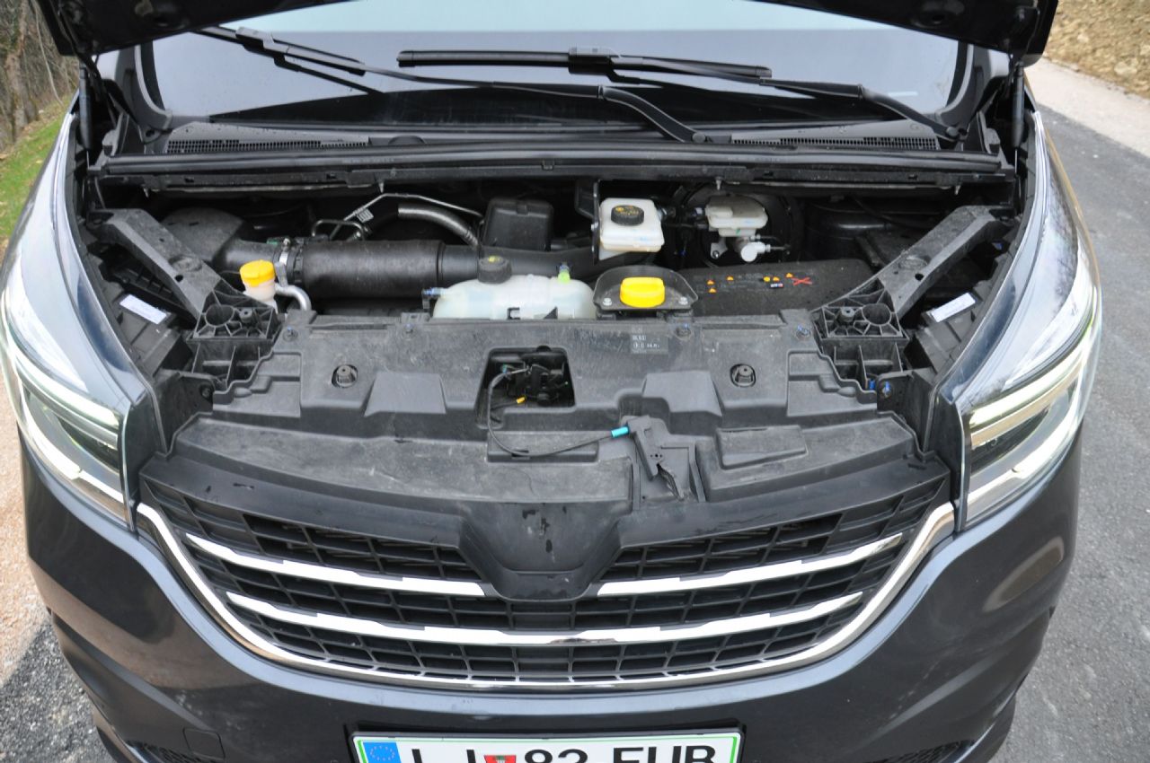 Z novim motorjem in enakim karakterjem Z novim motorjem in enakim karakterjem