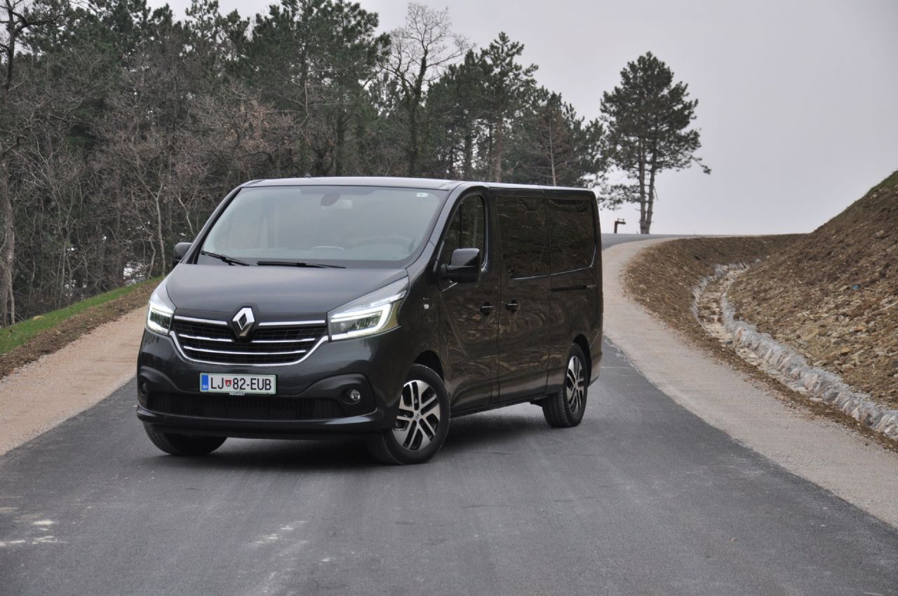 Z novim motorjem in enakim karakterjem Z novim motorjem in enakim karakterjem
