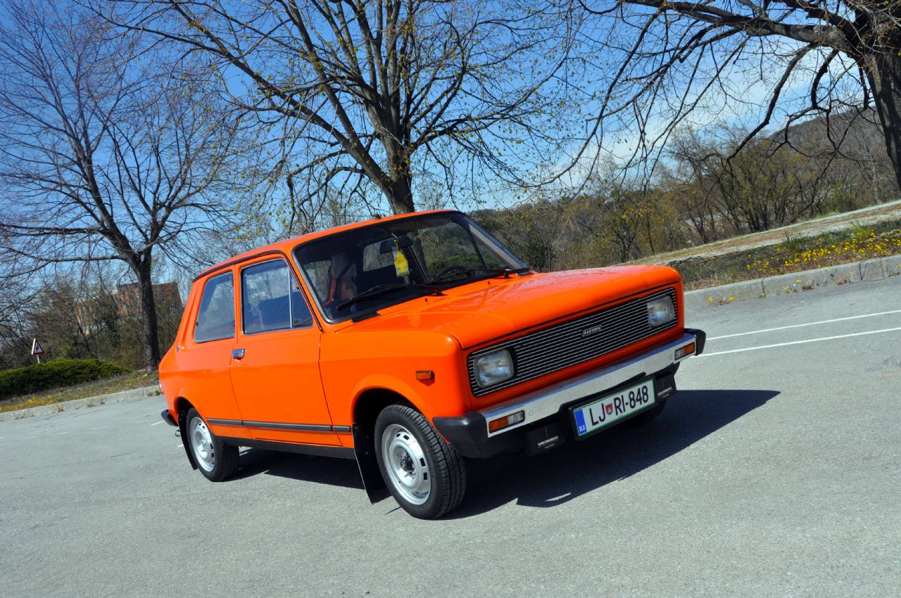 Legende živijo, legende vozijo Legende živijo, legende vozijo