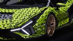 Kockasti Lamborghini Sian v naravni velikosti - fotografija 6