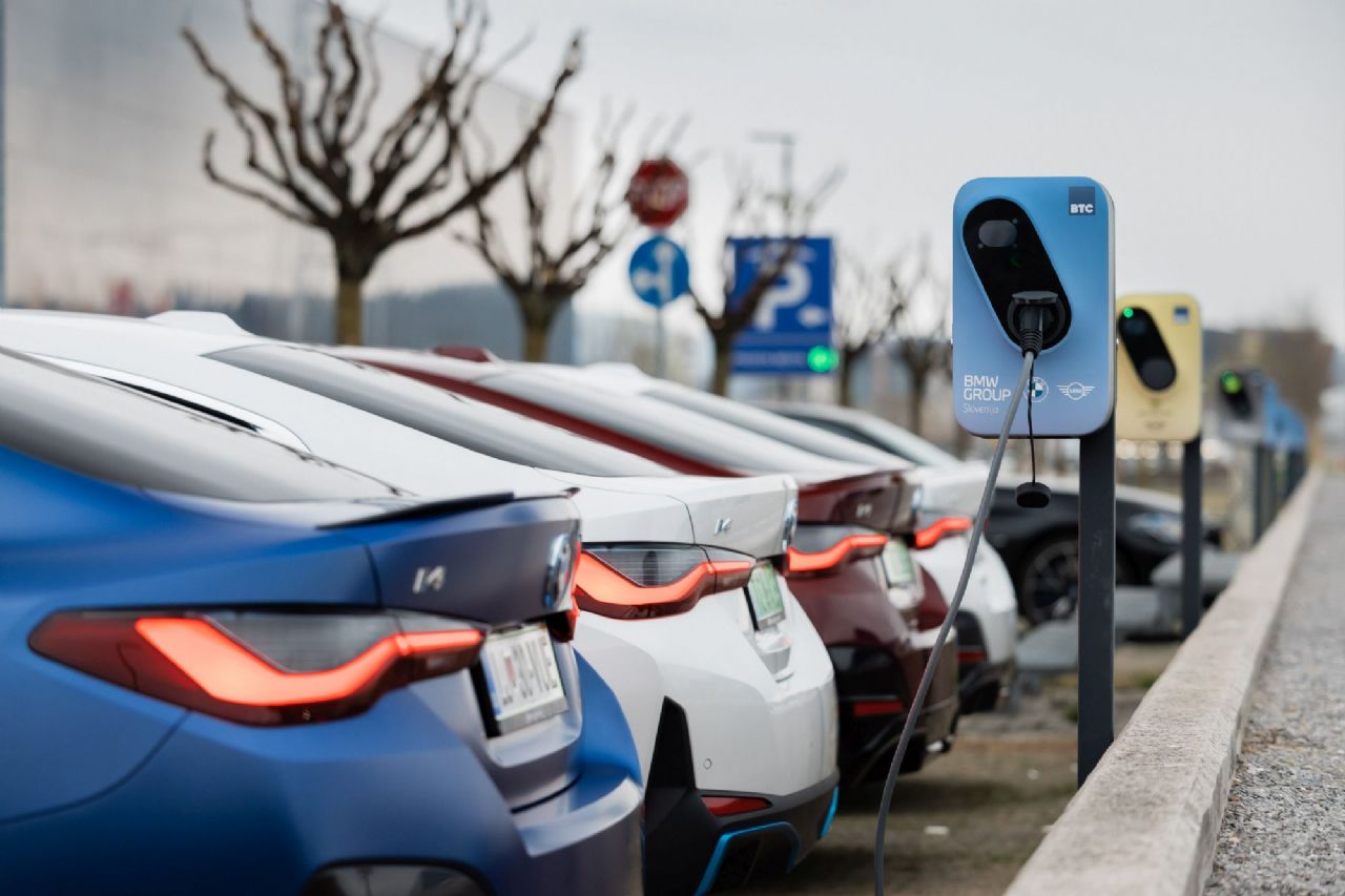 Električni potovalnik in športnik, zanimiv tudi za podjetja Električni potovalnik in športnik, zanimiv tudi za podjetja
