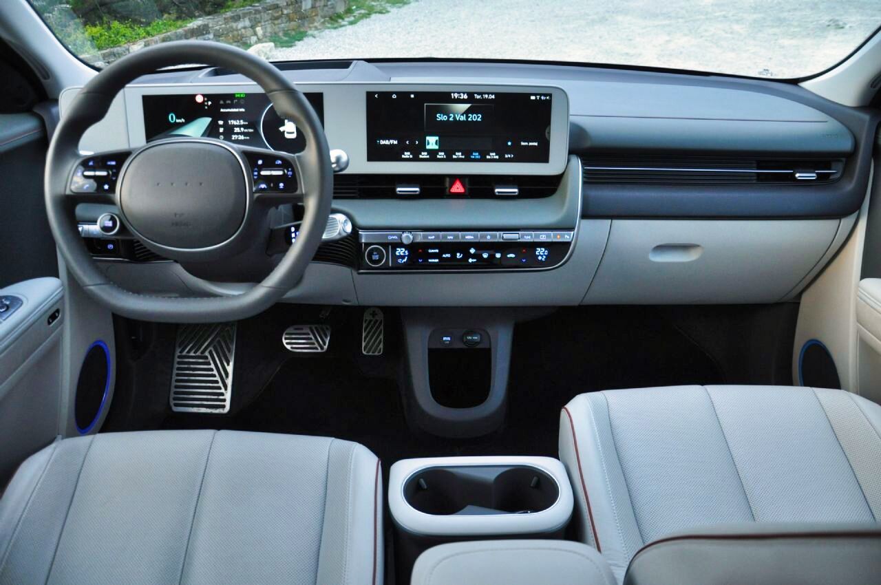 Popolnoma drugačen Hyundai Popolnoma drugačen Hyundai
