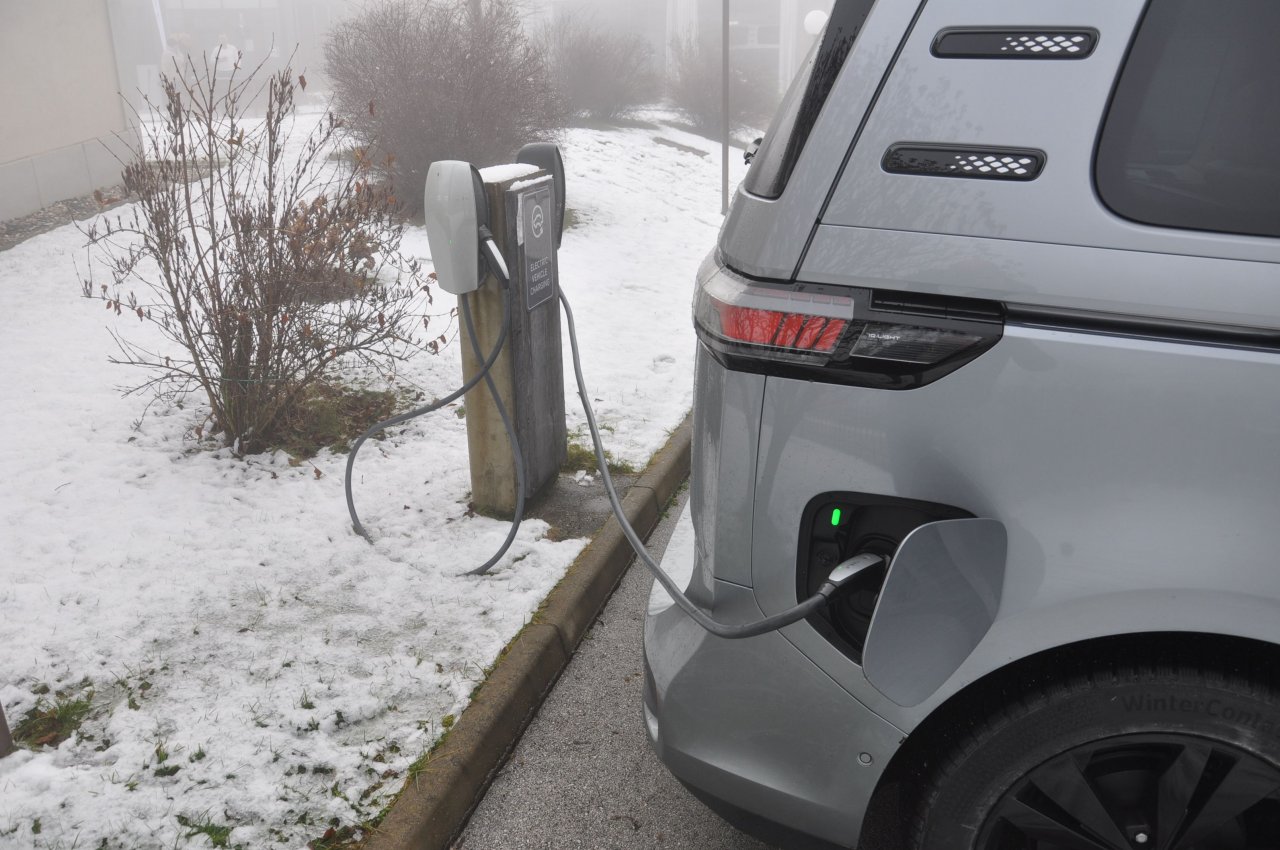 Legenda se vrača, z električnim pogonom Legenda se vrača, z električnim pogonom