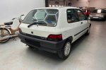 Renault Clio prve generacije prodan za skoraj 12.000 evrov - fotografija 1