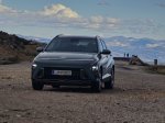 Mali SUV v stilu trikotnika - fotografija 7