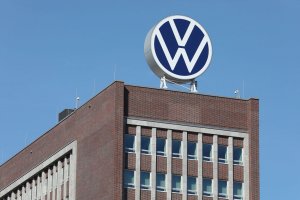 Volkswagen namenja milijardo evrov za ukinitev delovnih mest