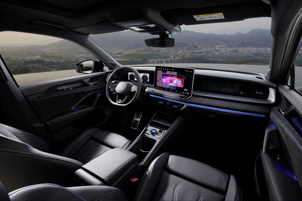 Večji SUV za razred vmes Večji SUV za razred vmes