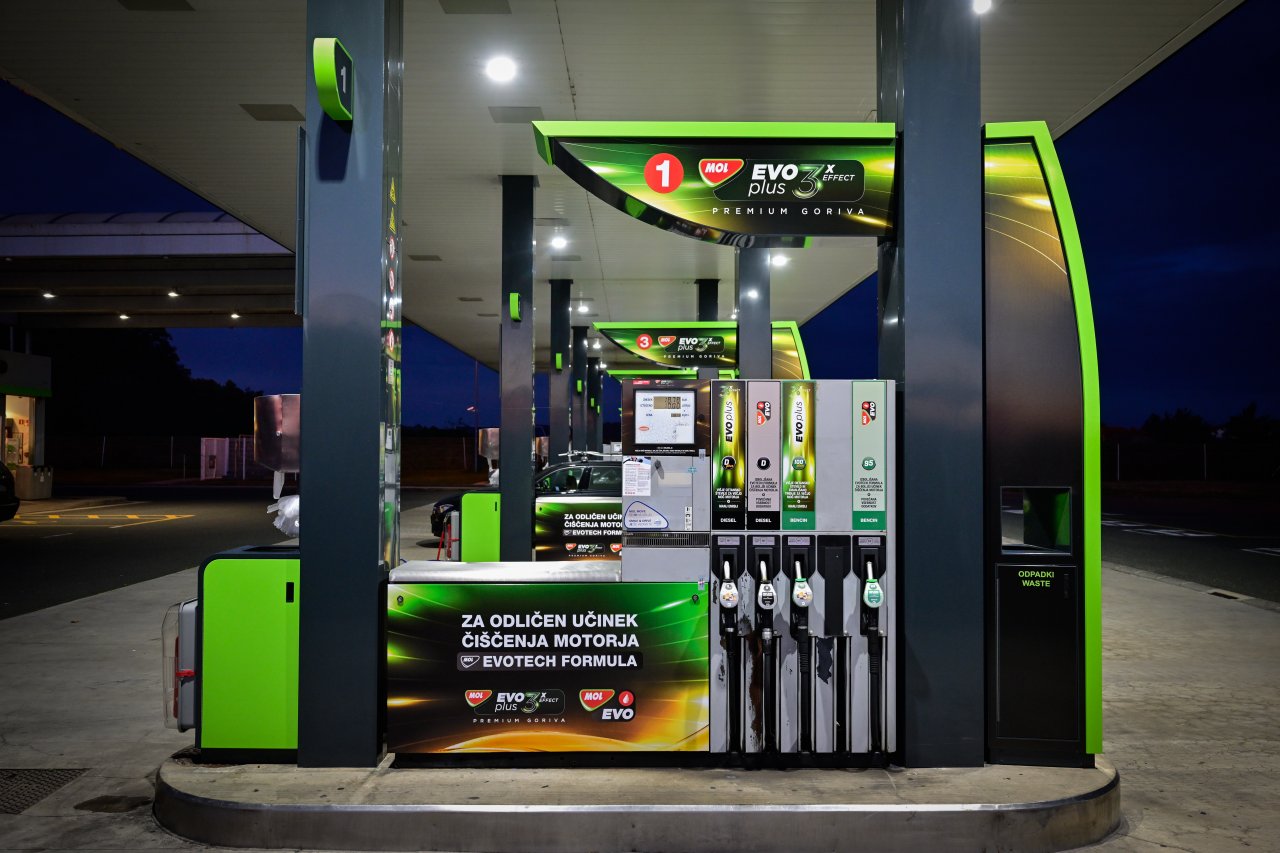 Je premium gorivo res dražje? Če upoštevate vse stroške, povezane z vašim avtomobilom – ni. Je premium gorivo res dražje? Če upoštevate vse stroške, povezane z vašim avtomobilom – ni.