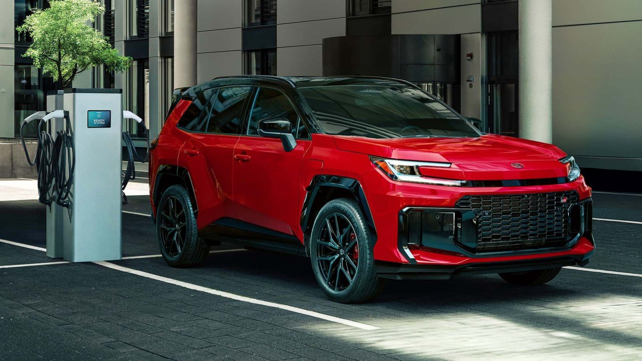 RAV4 teče šesti krog