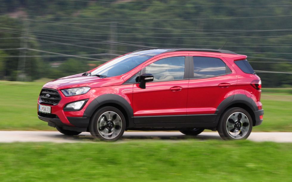 Fordovci napovedujejo nove modele s klasičnimi motorji Fordovci napovedujejo nove modele s klasičnimi motorji