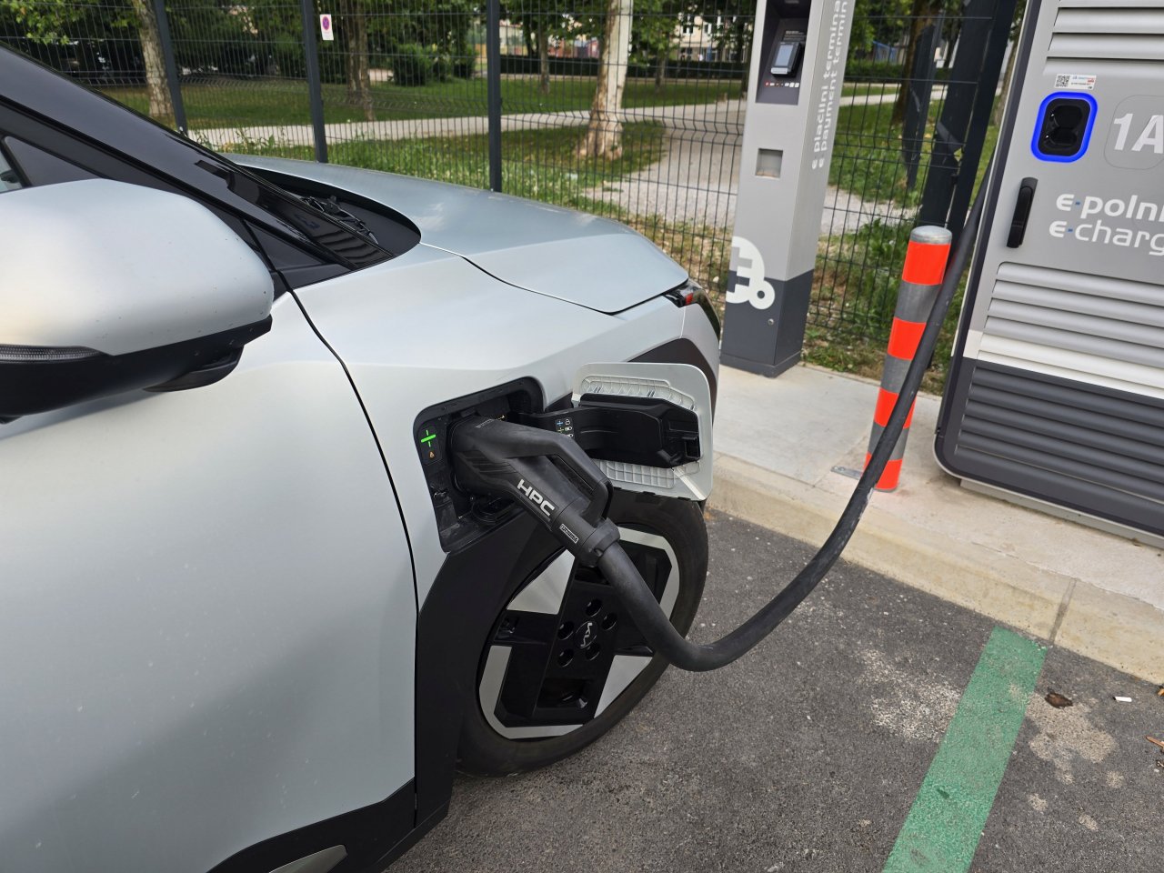 EVolucija elektrike za družinsko uporabo EVolucija elektrike za družinsko uporabo