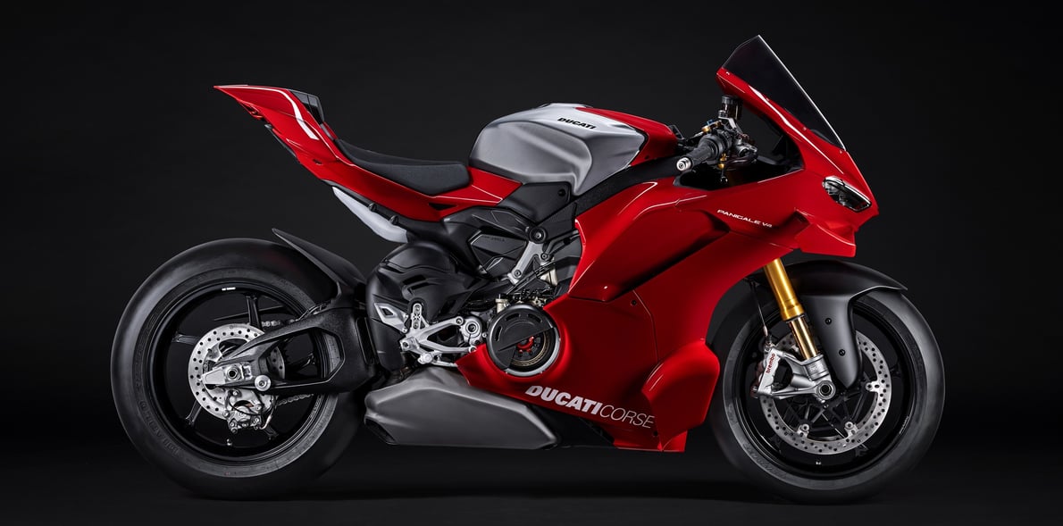 Cestna specialka, ki gre preko 330 km/h Cestna specialka, ki gre preko 330 km/h