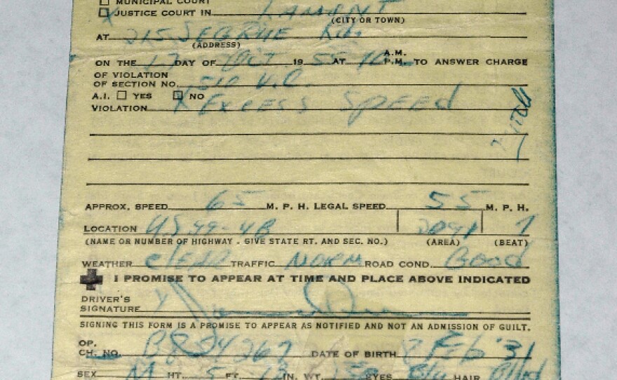 Nekaj ur pred nesrečo je Dean dobil še kazen za prehitro vožnjo.