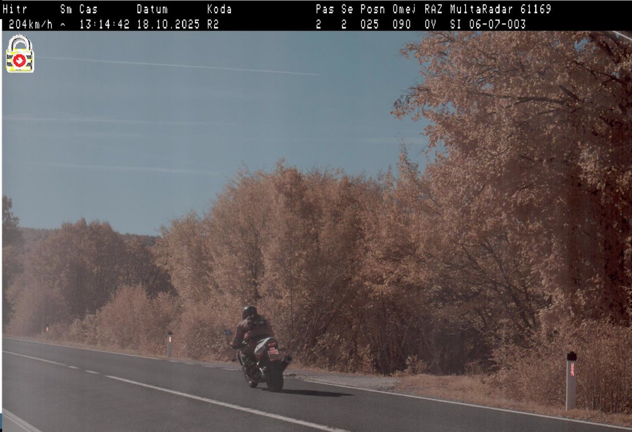 Ujel ga je pri hitrosti več kot 200 km/h