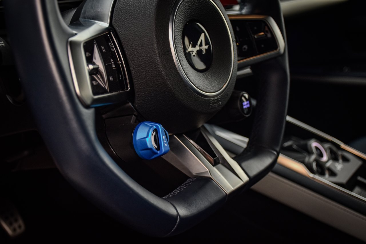 Užitek v vožnji pod visoko napetostjo