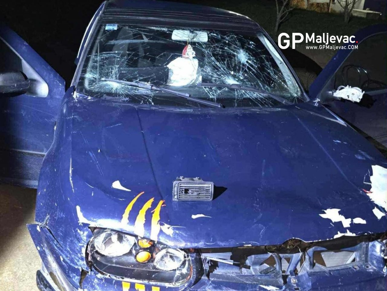 Cestno besnilo v Veliki Kladuši