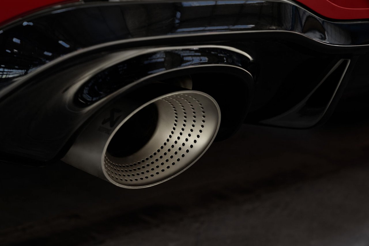 Najmanj 54 tisočakov za jubilejnega Golfa GTI