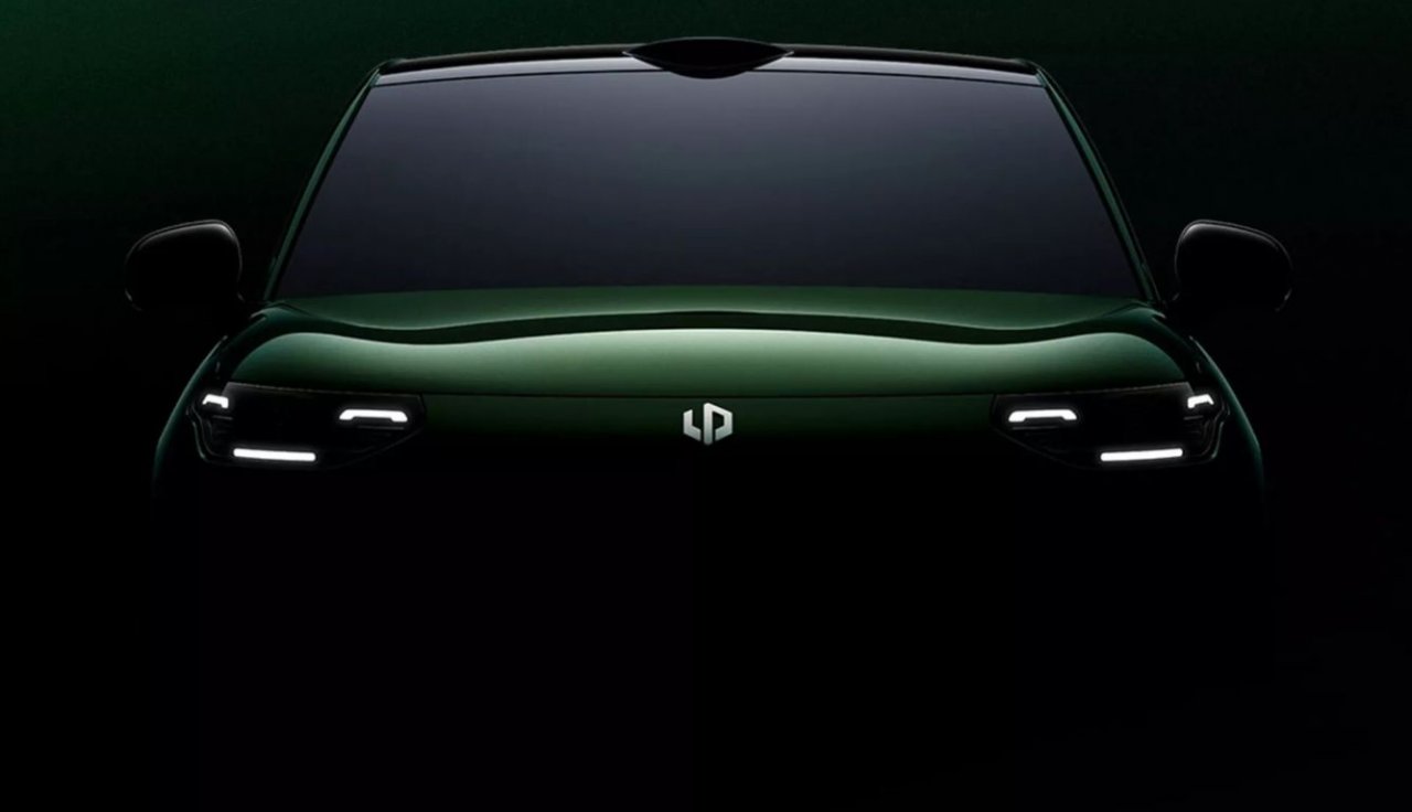 Razkrit je nov Leapmotorjev križanec z oznako A10