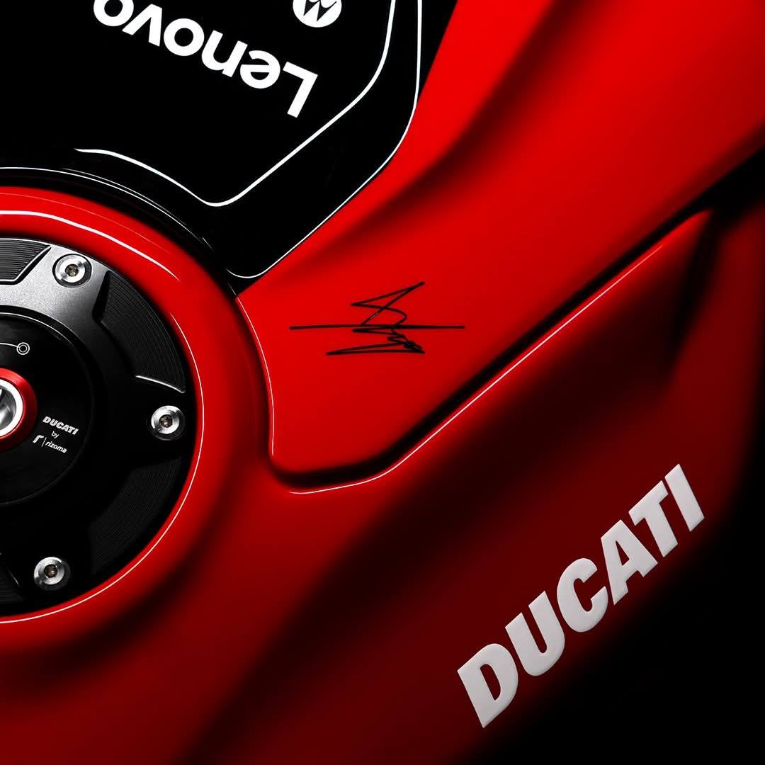 Nakup tega motocikla prinese osebno srečanje s svetovnim prvakom