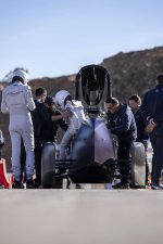 Bizarni Renaultov električar za 1.000 kilometrov brez polnjenja - fotografija 98