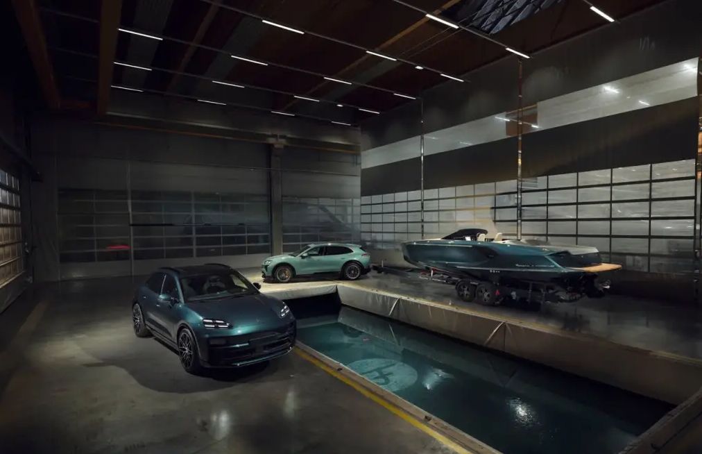 Električni čoln s Porschejevim pogonskim sklopom