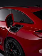 Elektrificirani šestvaljnik ga požene do 285 km/h - fotografija 21