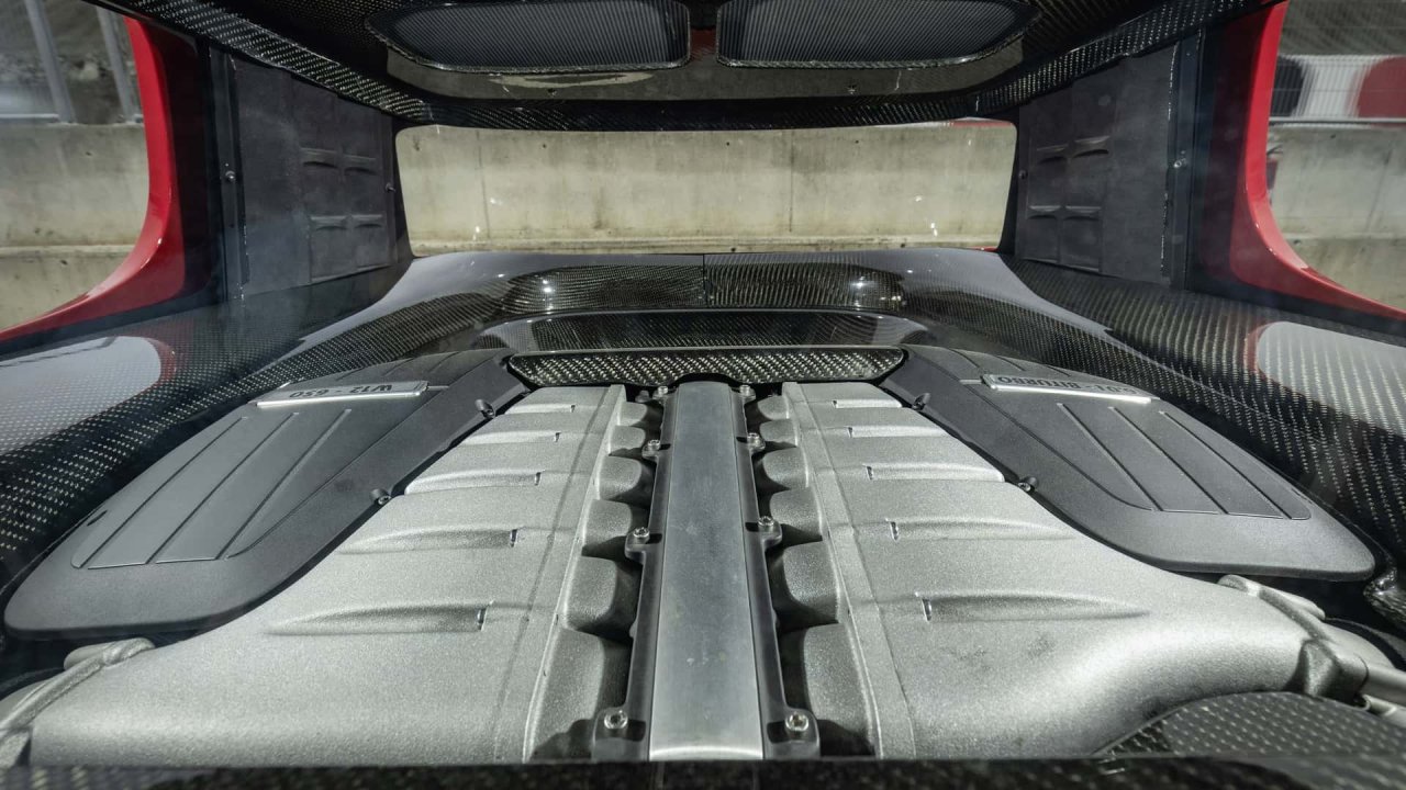 Tisti nori časi, ko so v Golfa vgradili W12 motor