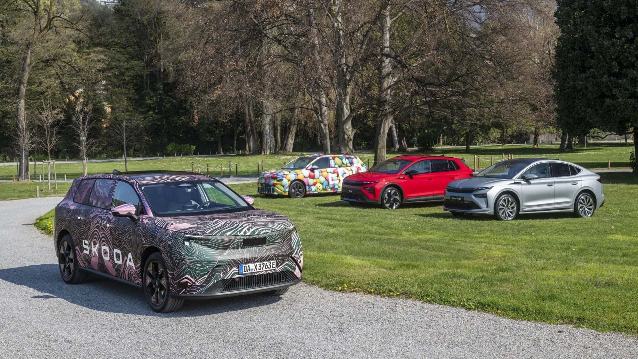 Vse bližje razkritju velikega električnega 7-sedežnika